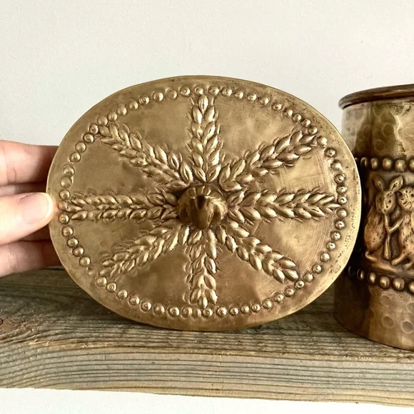 Vintage Brass tea caddy canister - Picture 6 of 10